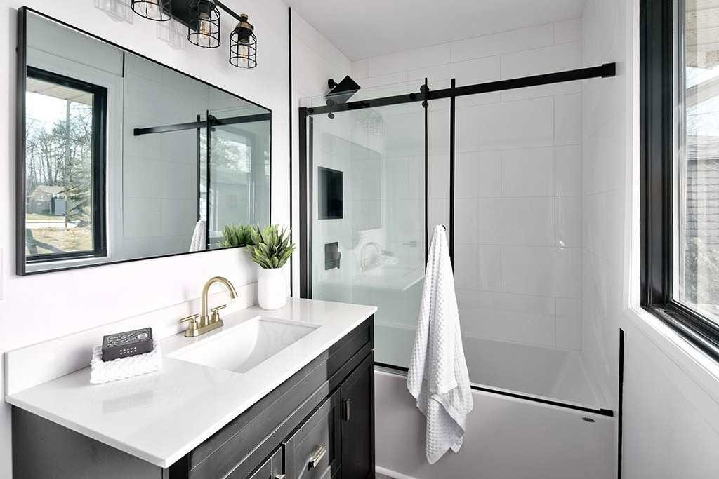 Modern Bathroom Renovation – Collingwood