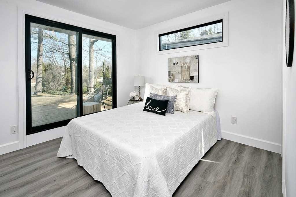 Modern Guest Bedroom Renovation – Collingwood ⭐