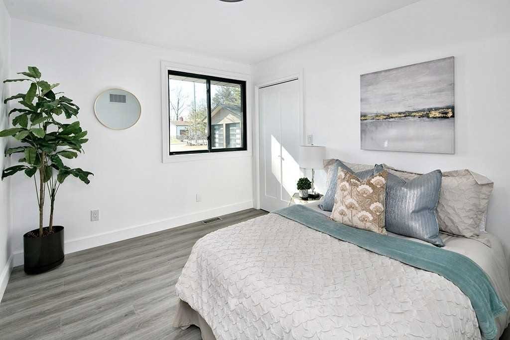 Modern Primary Bedroom Renovation – Collingwood