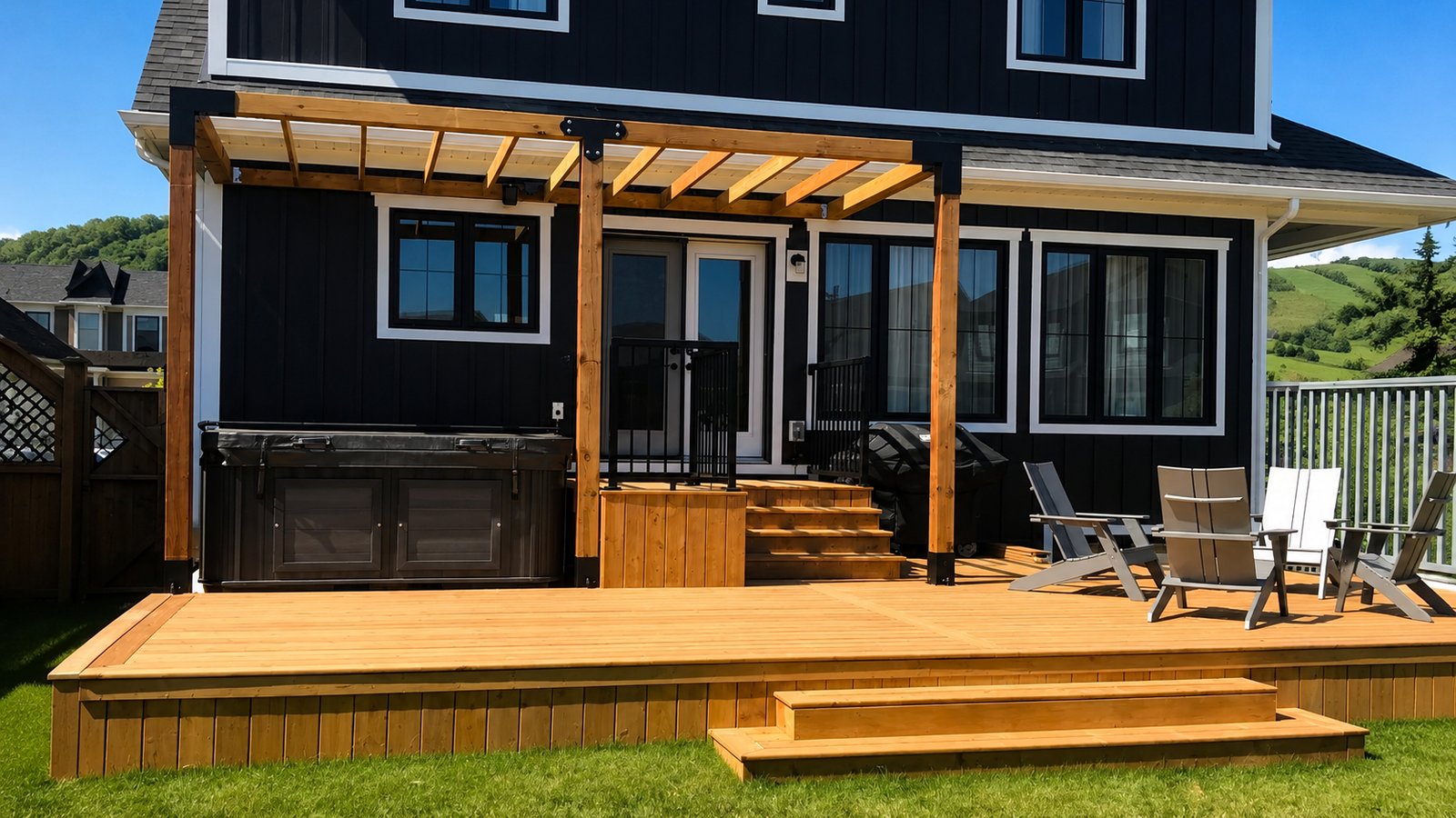 Slatted Privacy Screen Off Deck