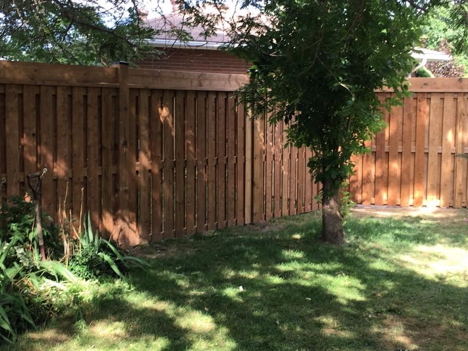 fencing contractors near me